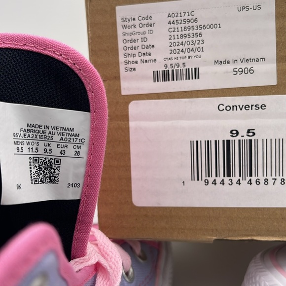 Converse Men’s A02171C Chuck Taylor All Star Canvas Sneakers - Picture 16 of 16